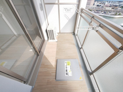 【バルコニー】 | S-FORT大正リヴィエール | お洗濯にも便利なバルコニー付き