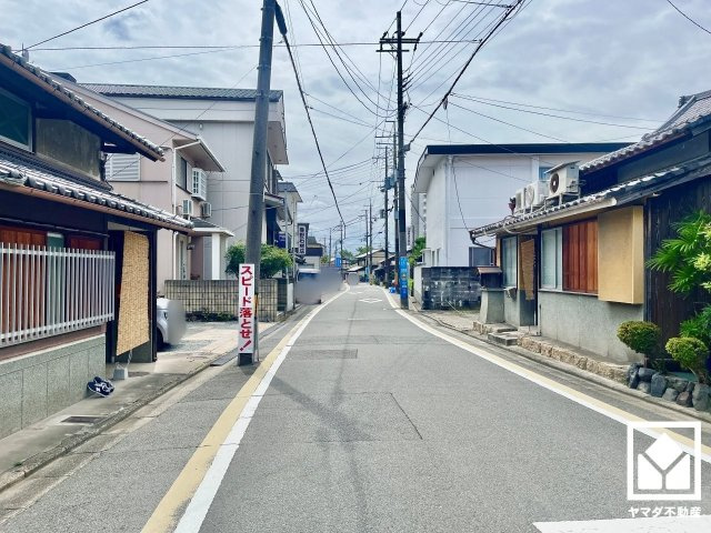 伏見区納所町の前面道路含む現地写真