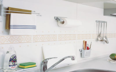 清水区八坂西町　戸建　2号棟のその他|どこでもラックが付けられる
ホーローキッチンパネル