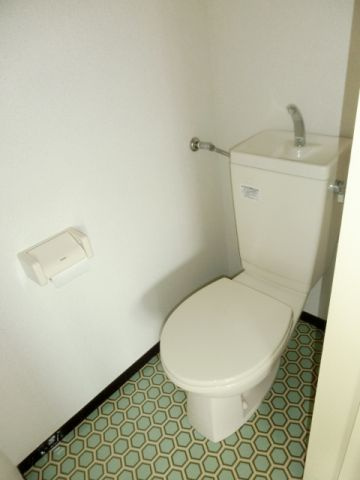 【トイレ】 | 吉田ハイツ | バストイレセパレートタイプ。 （※参考写真）