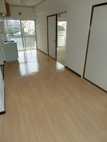 【内装】 | 吉田ハイツ | 内装たいへん綺麗です。 （※参考写真）