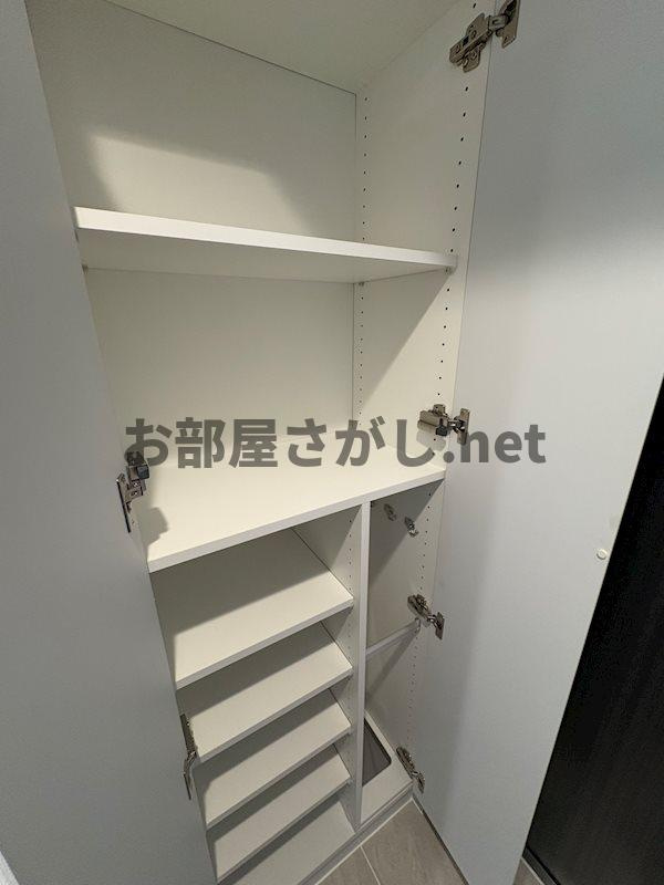 ＬＵＭＥＥＤ横濱末吉町の収納