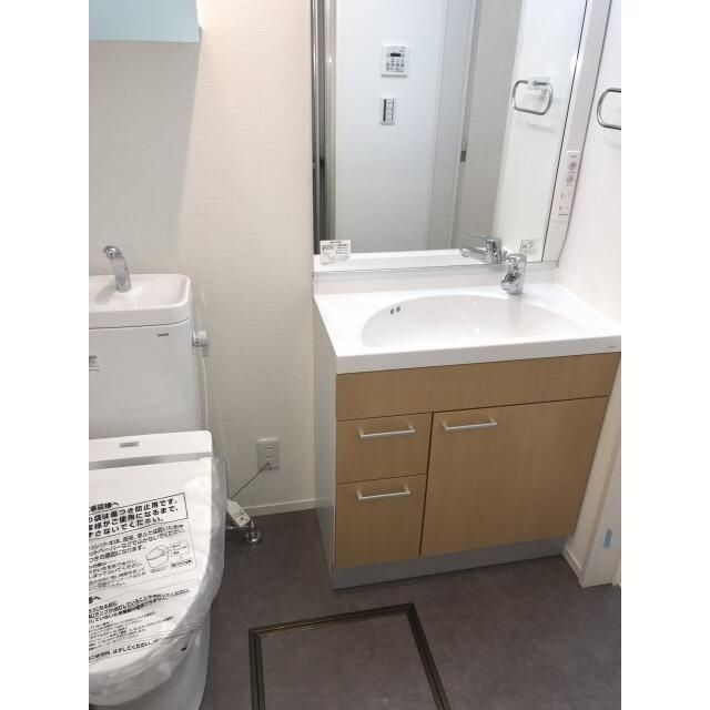 サンレイ市ヶ谷の洗面所