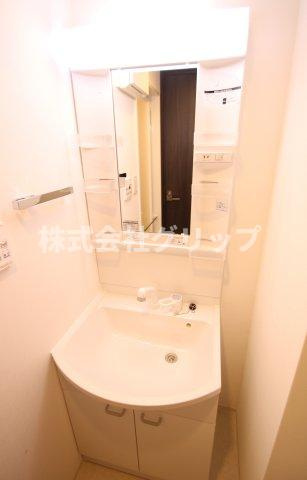 アルコバレーノ川崎WESTの独立洗面台