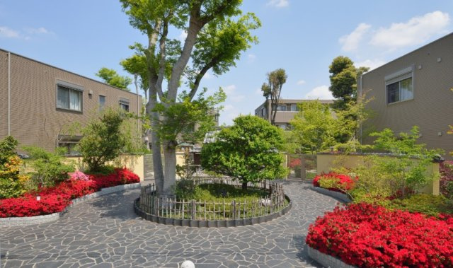 扇グリーンヴィレッジ　Ｂの展望|★中庭には四季折々の植栽があふれており入居者様を迎えてくれます★