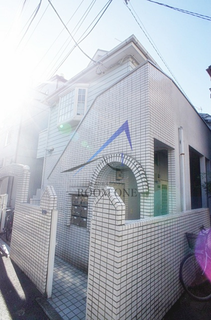 ルネ余丁町の外観