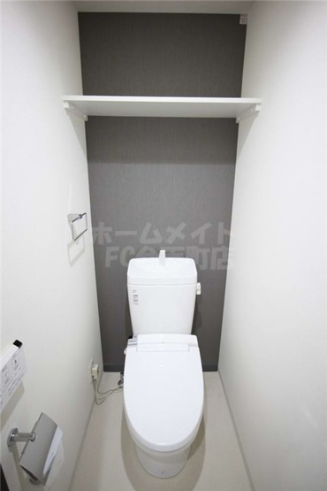 【トイレ】 | レグゼスタ弁天町 | ウォシュレット付きトイレです