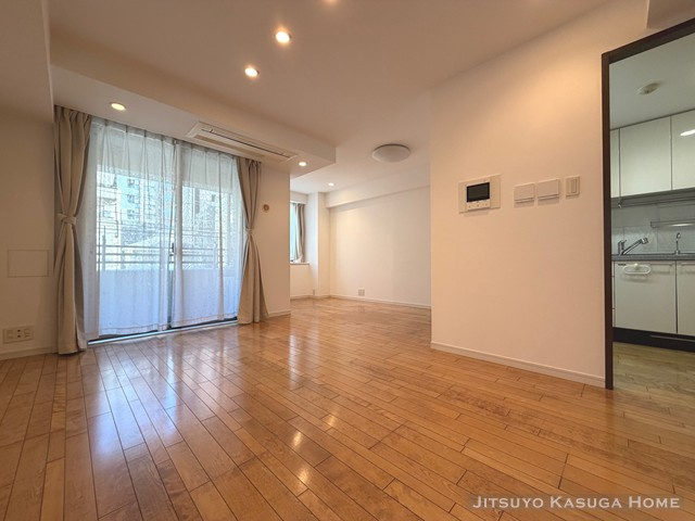 【居間・リビング】