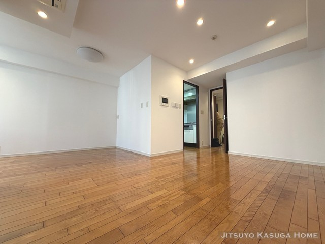 【居間・リビング】