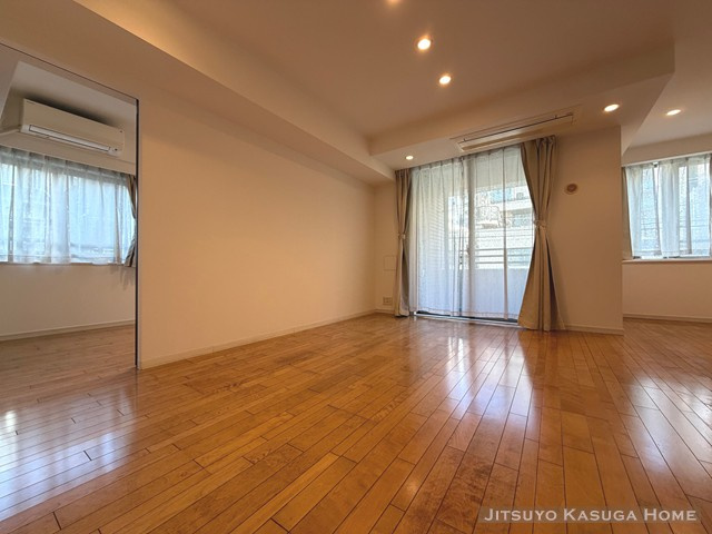 【居間・リビング】