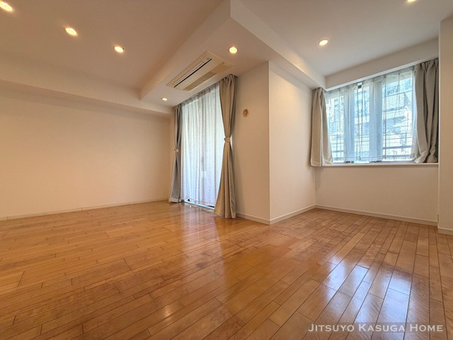 【居間・リビング】