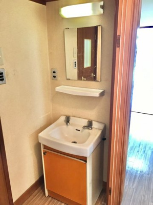 【洗面所】 | ユーレジデンスサンミラー | ※同建物同型別のお部屋