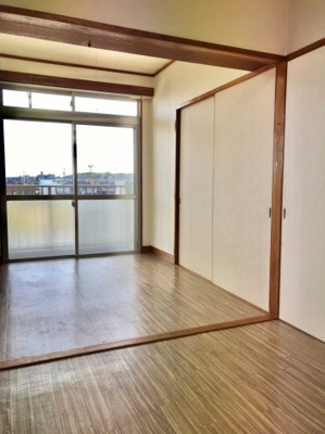 【居間・リビング】 | ユーレジデンスサンミラー | ※同建物同型別のお部屋