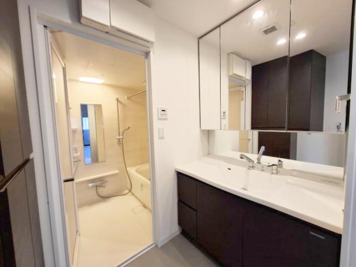 【独立洗面台】の画像