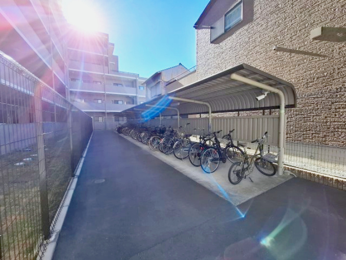 オブリージュ三番町レジデンス　静岡市葵区三番町の駐輪場