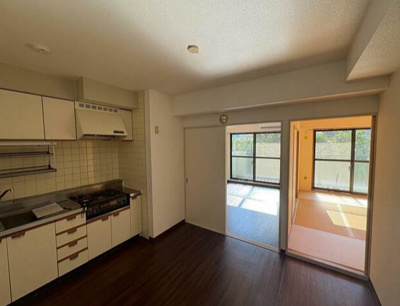 【居間・リビング】 | 弘明寺パークコート