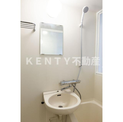 【洗面所】 | プレミアステージ大崎 | スペースが確保できる洗面所です