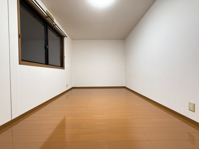 エピナール B棟の洋室
