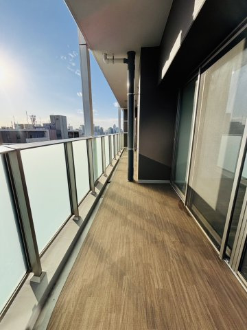 【バルコニー】