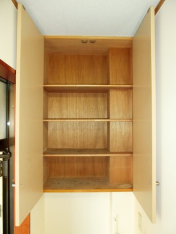 【その他】 | パティオ・レオン | 玄関にシューズボックス。 （※参考写真）