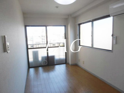 【居間・リビング】 | ＶＩＬＬＡ千鳥 | 洋室のお部屋です。