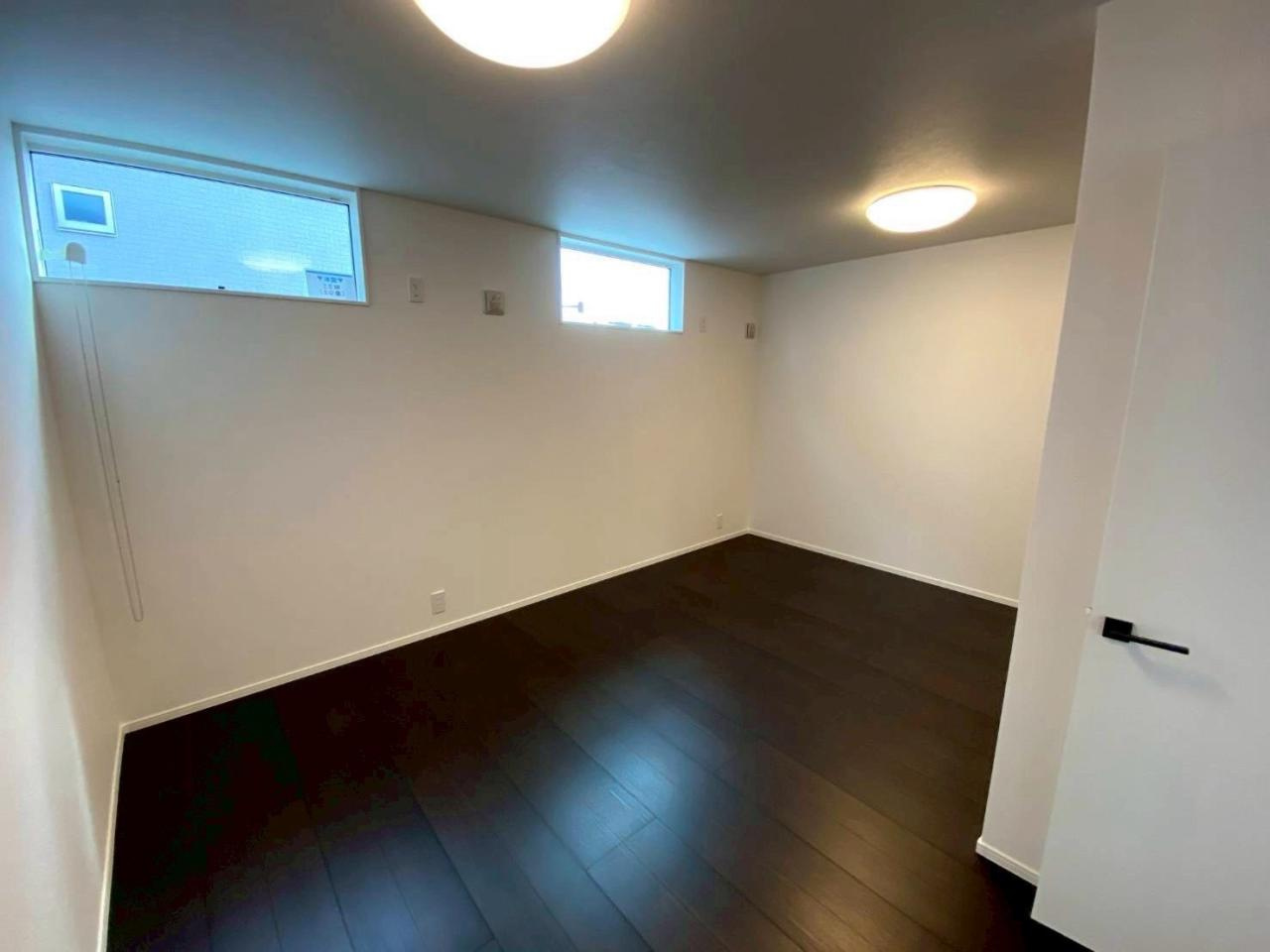 土佐市蓮池　中古住宅の洋室|明るい洋室です