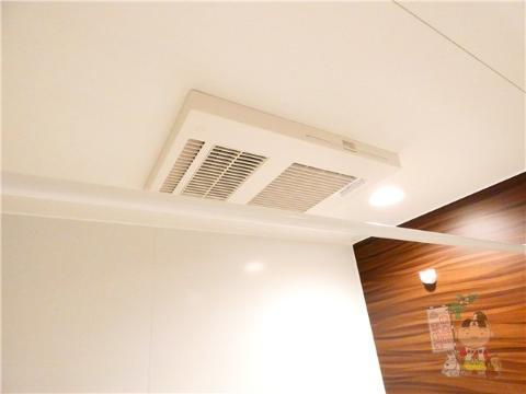 シャーメゾンアストラのその他|浴室乾燥機