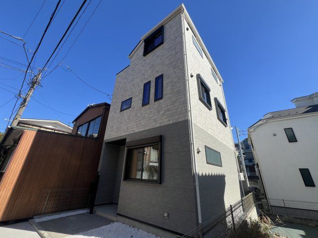 車なんていりやせん！カーシェアで十分じゃない！これからの時代の【西区西戸部３丁目】新築戸建