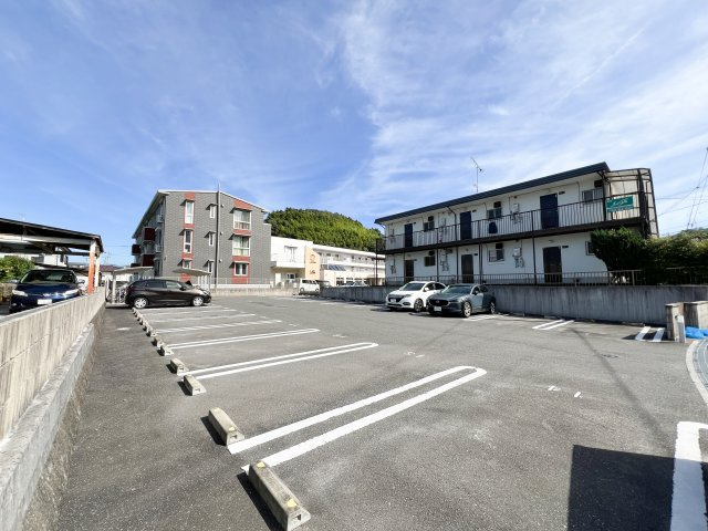 ペリゴール・ブランの駐車場