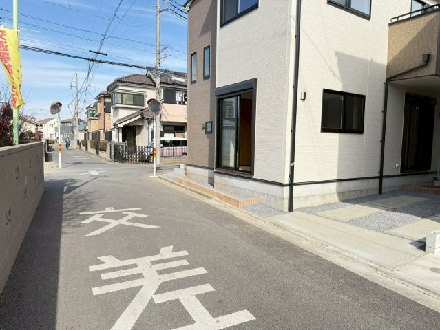 川越市南大塚4丁目　新築一戸建て　1号棟の前面道路含む現地写真|前面道路含む現地写真です