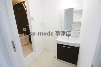 【洗面所】 | フォアール千僧供町 | 明るい洗面所です