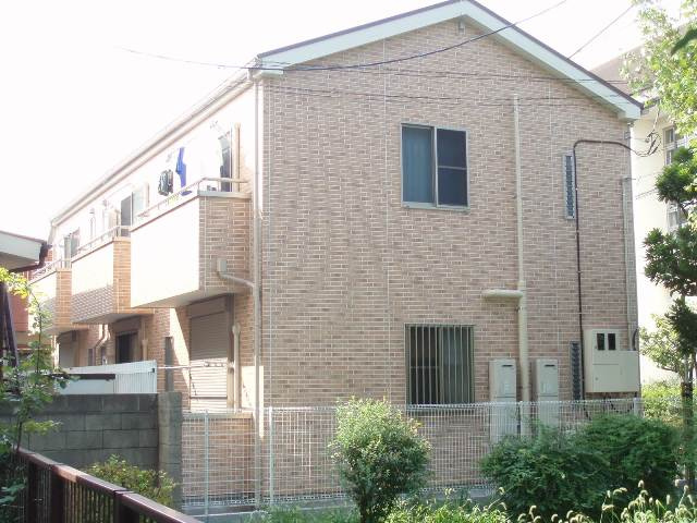 足立区中央本町2丁目のアパートの画像