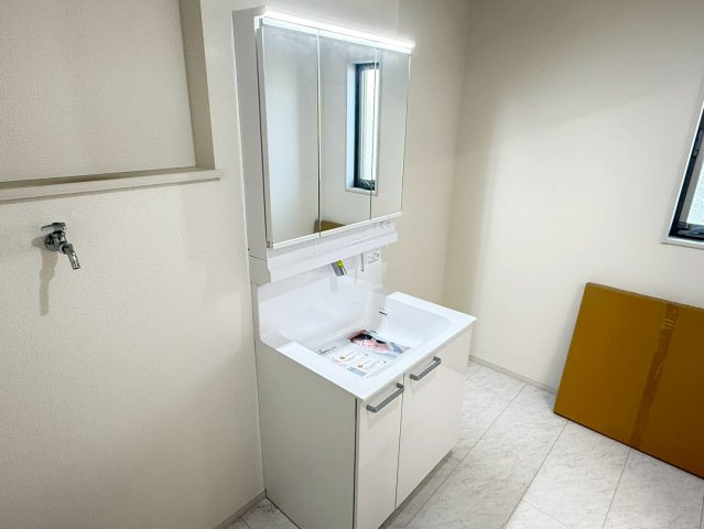 川越市南大塚4丁目　未入居一戸建て　3号棟の独立洗面台|独立洗面台です
