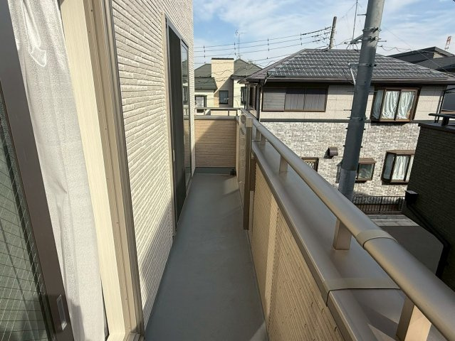 川越市南大塚4丁目　未入居一戸建て　3号棟のバルコニー|暖かな日差しのふりそそぐバルコニー