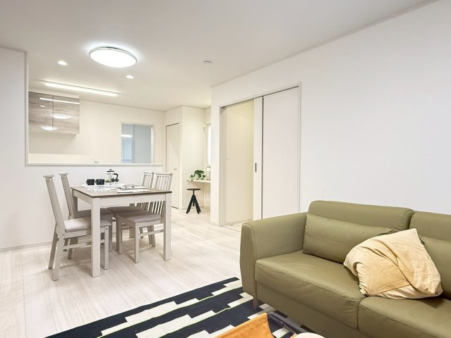 川越市南大塚4丁目　未入居一戸建て　3号棟の居間・リビング|ゆったり過ごせる居間です