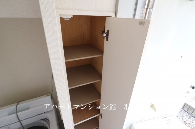 レオパレスシェソワの収納