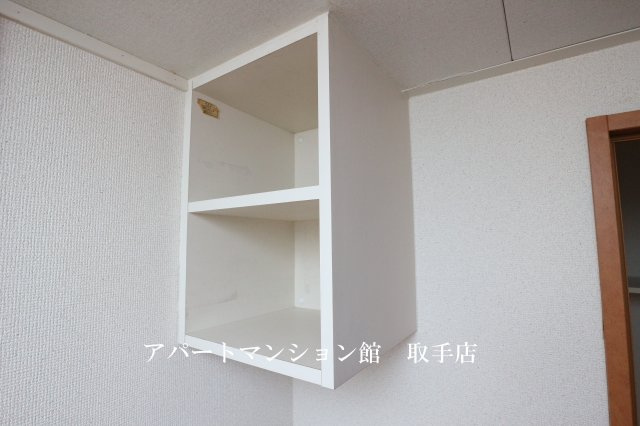 レオパレスシェソワの収納