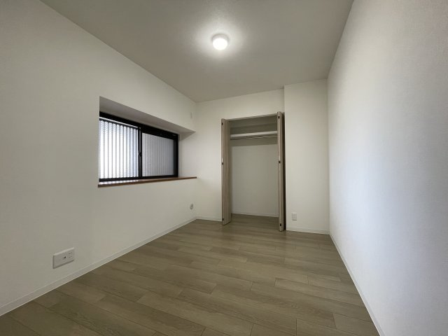 パークヒルズ中須公園の洋室