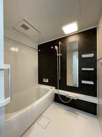 パークヒルズ中須公園の浴室|お風呂場は新品交換されており、快適に利用できます！