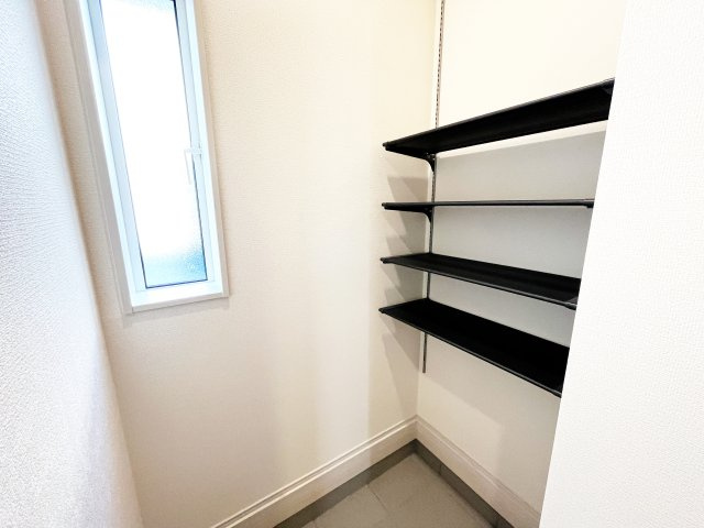 『八王子市新築戸建て』八王子市楢原町1311【仲介手数料無料】の収納|～仲介手数料無料☆八王子ひなた不動産～八王子市楢原町　新築戸建て