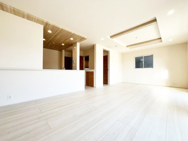 『八王子市新築戸建て』八王子市楢原町1311【仲介手数料無料】の居間・リビング|～仲介手数料無料☆八王子ひなた不動産～八王子市楢原町　新築戸建て