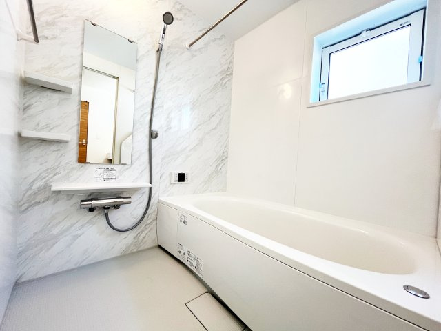 『八王子市新築戸建て』八王子市楢原町1311【仲介手数料無料】の浴室|～仲介手数料無料☆八王子ひなた不動産～八王子市楢原町　新築戸建て