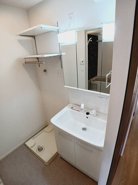 デフィ高埇の洗面所|洗面所