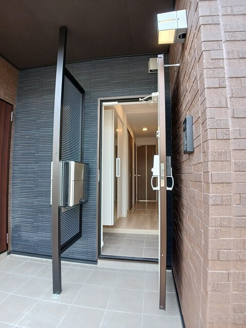 デフィ高埇の玄関|玄関