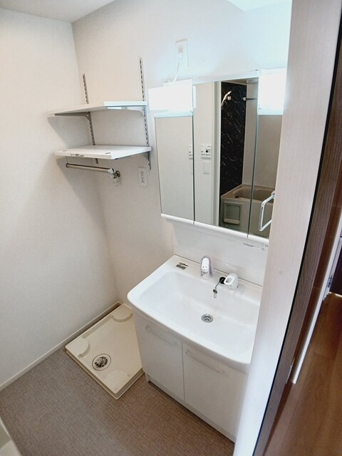 デフィ高埇の洗面所|洗面所