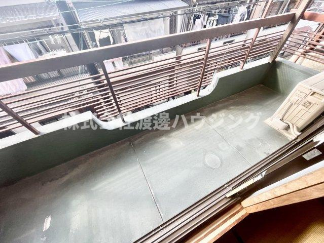 瓜破東4丁目貸家のバルコニー