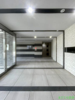 【エントランス】 | レグゼスタ弁天町