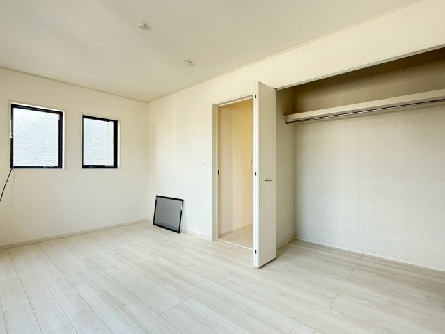 川越市南大塚4丁目　未入居一戸建て　4号棟の寝室|ゆとりの広さです