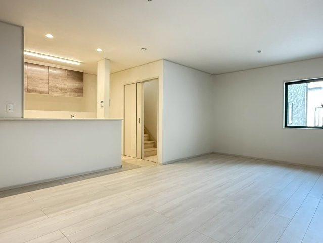 川越市南大塚4丁目　未入居一戸建て　4号棟の居間・リビング|居間です