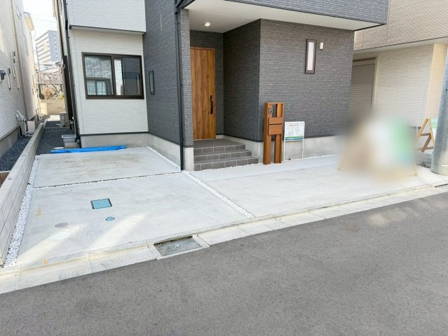 川越市南大塚4丁目　未入居一戸建て　4号棟の駐車場|車をお持ちの方に嬉しい駐車場付きの物件です